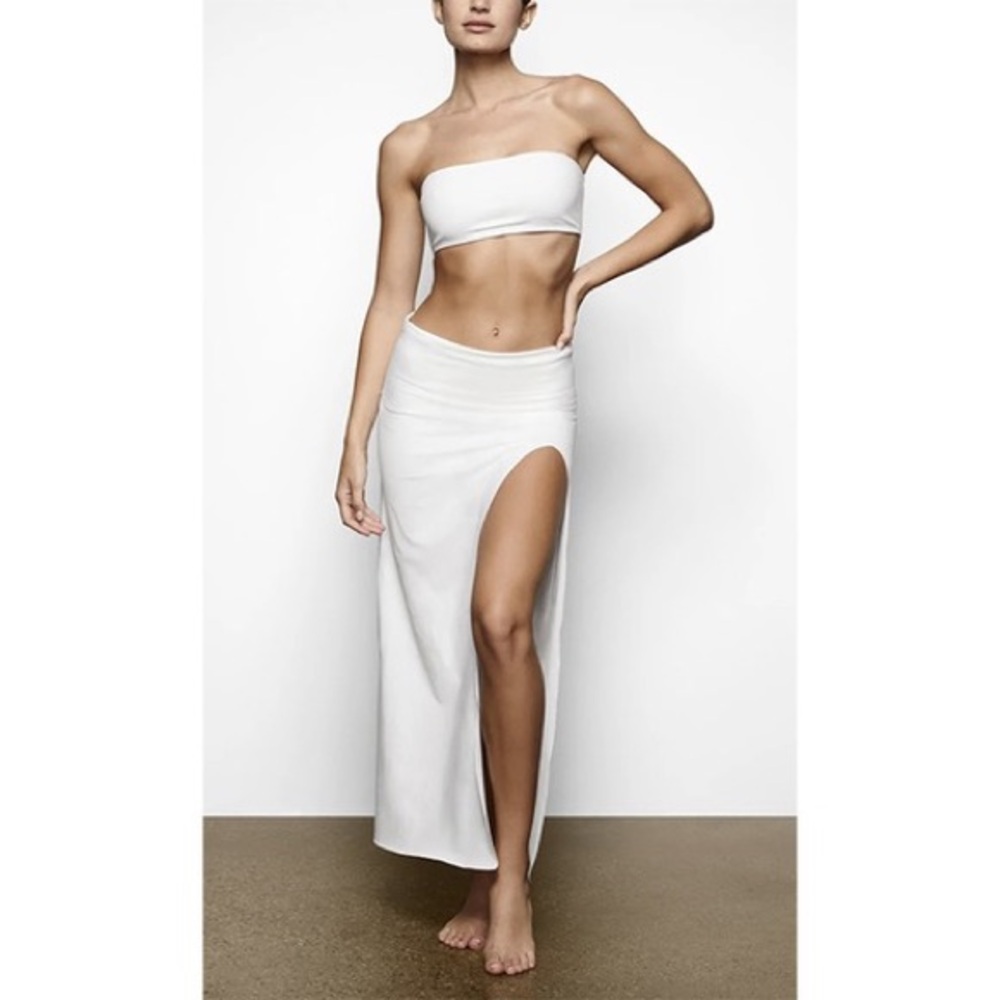 SKIMS Shaping Swim Long Kirt Size M